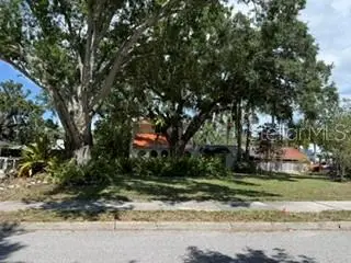 219 24 Street W, Bradenton, FL 34205 - #1