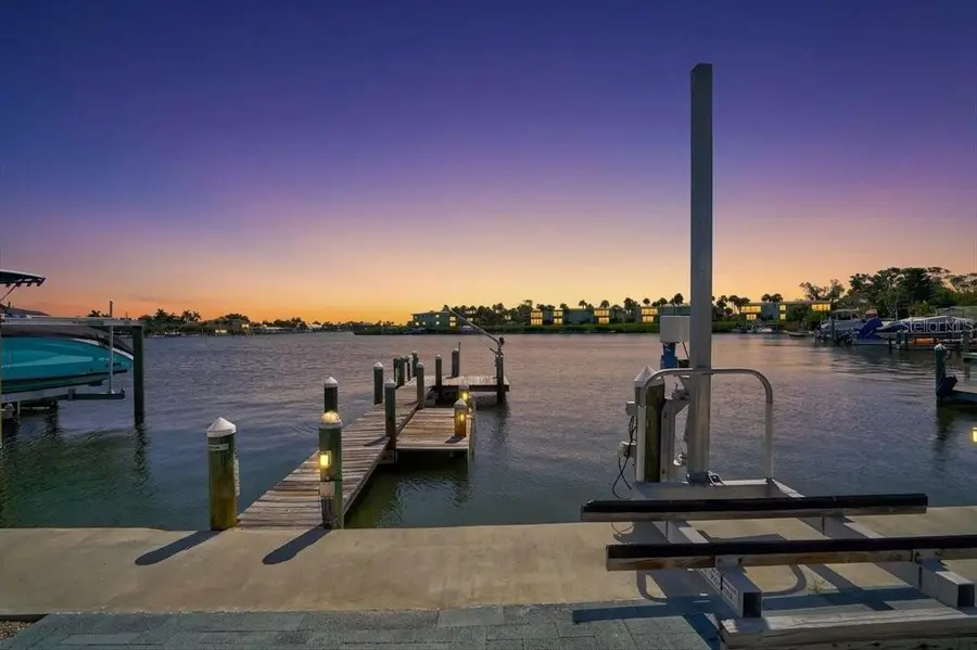 17 Seaside Court, Holmes Beach, FL 34217 - #2
