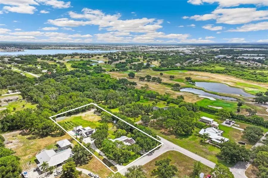 7565 Castle Drive, Sarasota, FL 34240 - #3