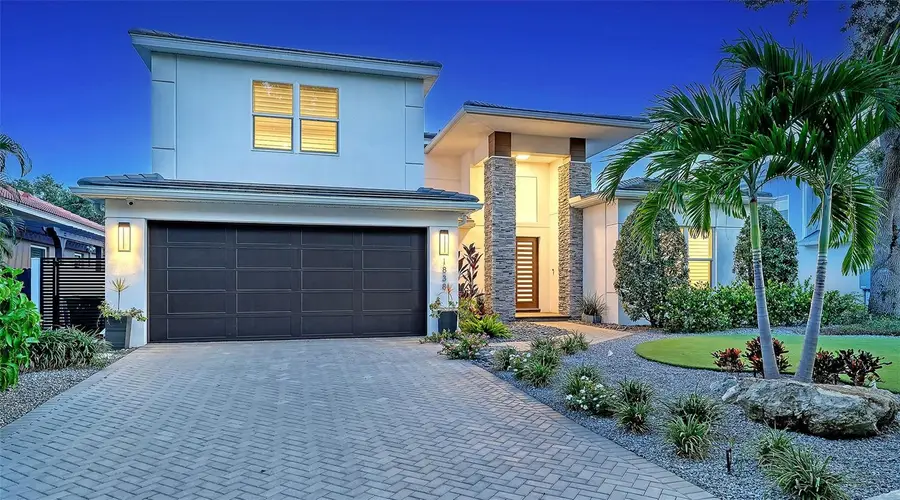 1838 Oleander Street, Sarasota, FL 34239 - #3