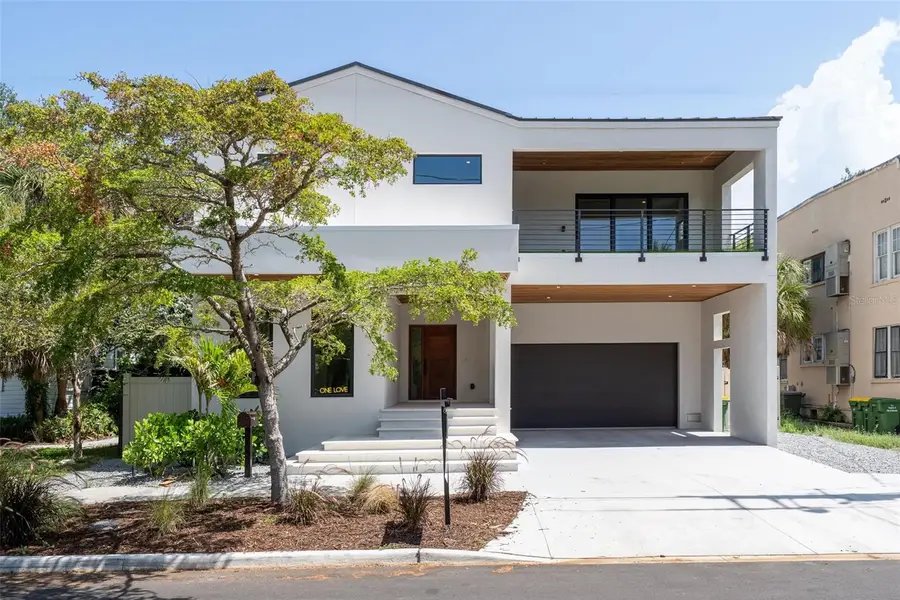 1681 Oak Street, Sarasota, FL 34236 - #2
