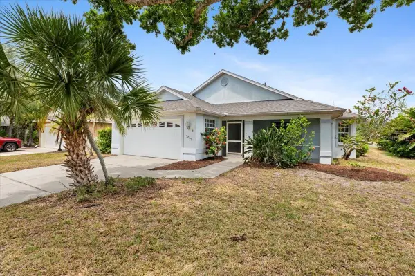 5003 72nd Street E, BRADENTON, FL 34203