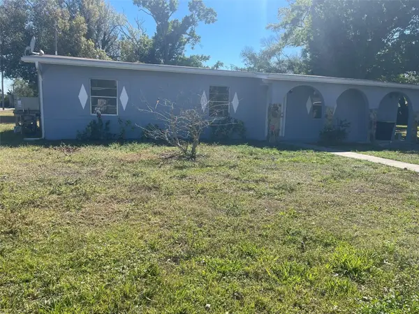 525 E Helen Avenue, PUNTA GORDA, FL 33950
