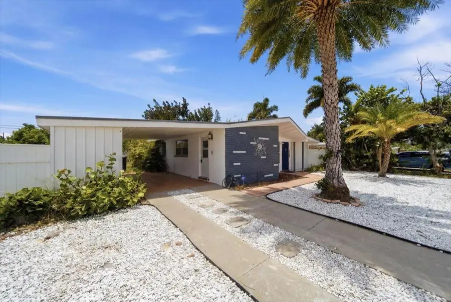 2316 Holyoke Avenue, Bradenton, FL 34207 - #3