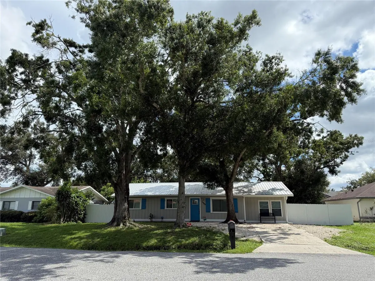 3988 San Luis Drive, Sarasota, FL 34235 - #1