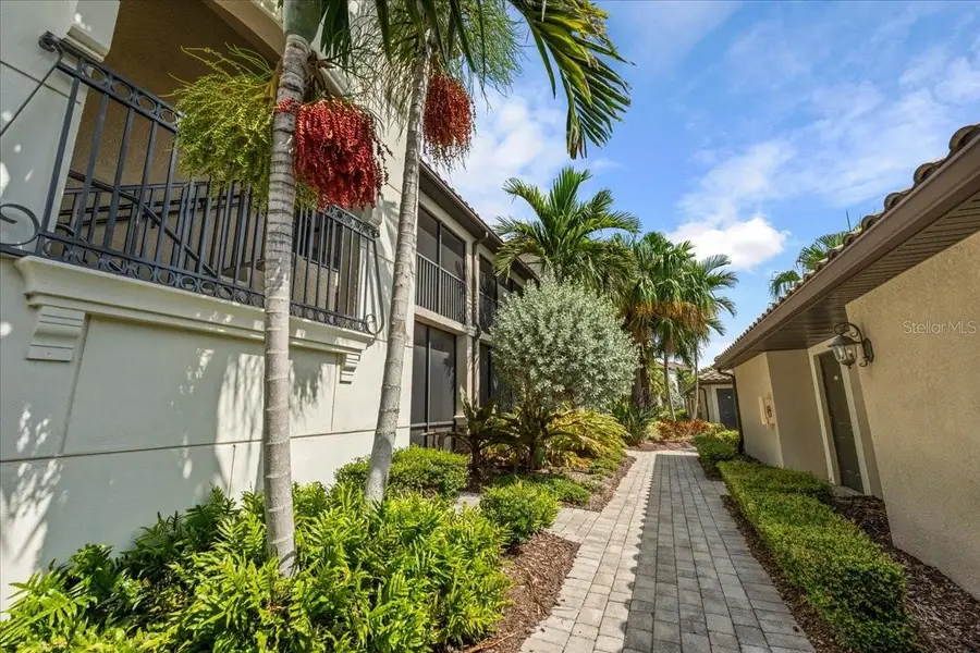 5557 Palmer Circle #202, Bradenton, FL 34211 - #3