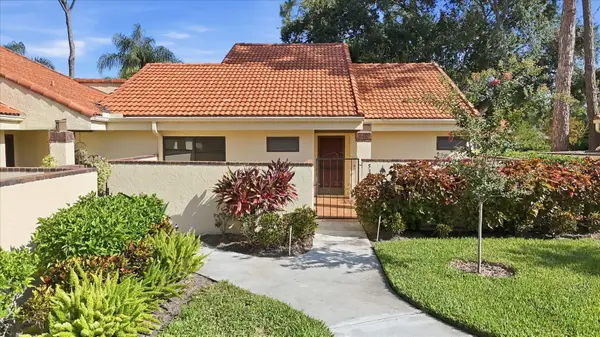 5387 Huntingwood Court #4, SARASOTA, FL 34235