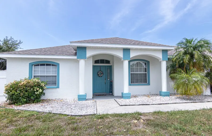 906 Wee Burn Place, Sarasota, FL 34243 - #2