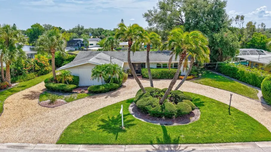 3807 Jaffa Drive, Sarasota, FL 34239 - #2