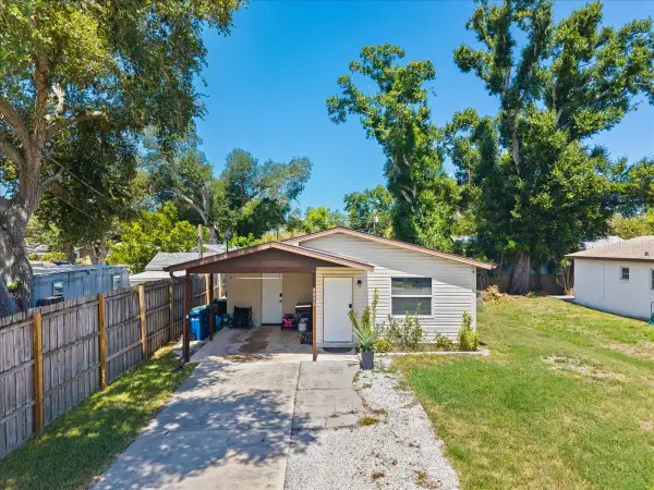 4050 Rockefeller Avenue, SARASOTA, FL 34231