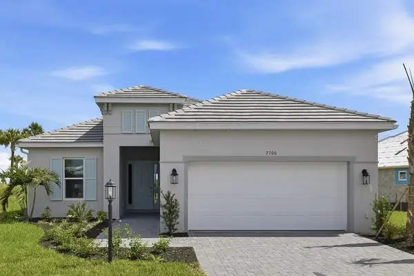 7700 Blue Moon Run, SARASOTA, FL 34241