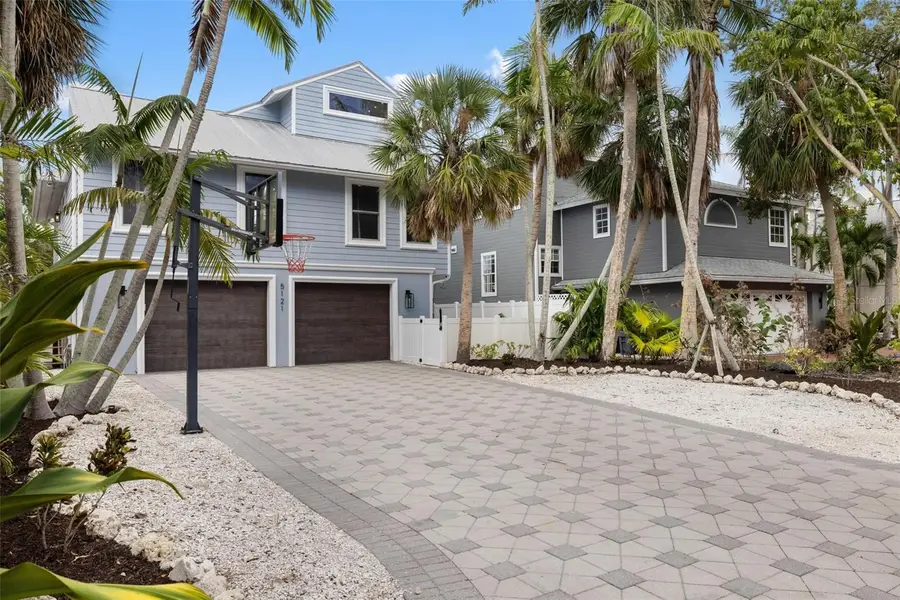 5121 Oxford Drive, Sarasota, FL 34242 - #2