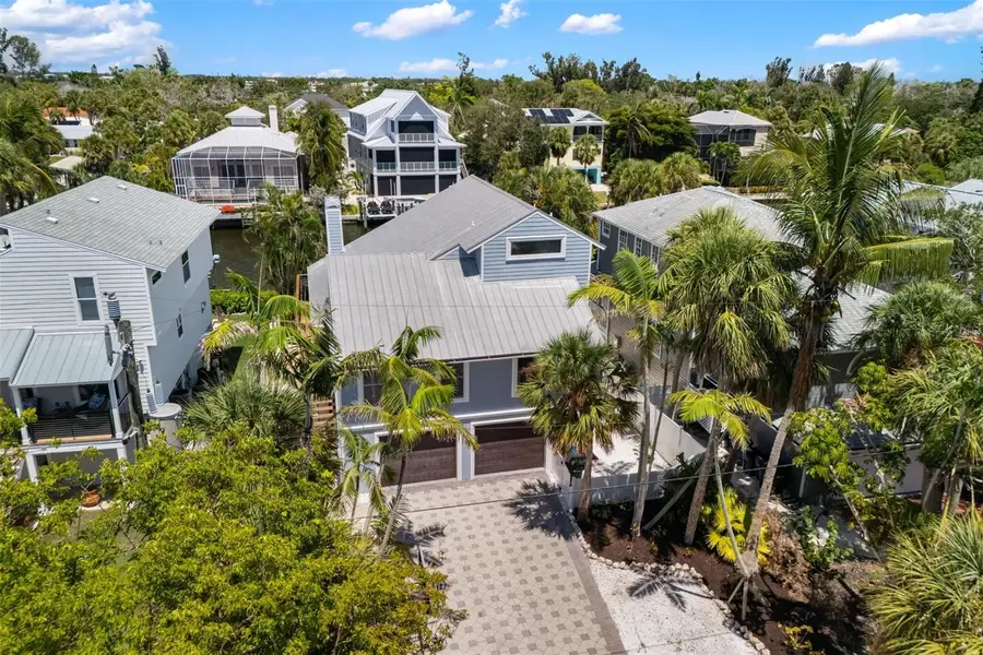 5121 Oxford Drive, Sarasota, FL 34242 - #3