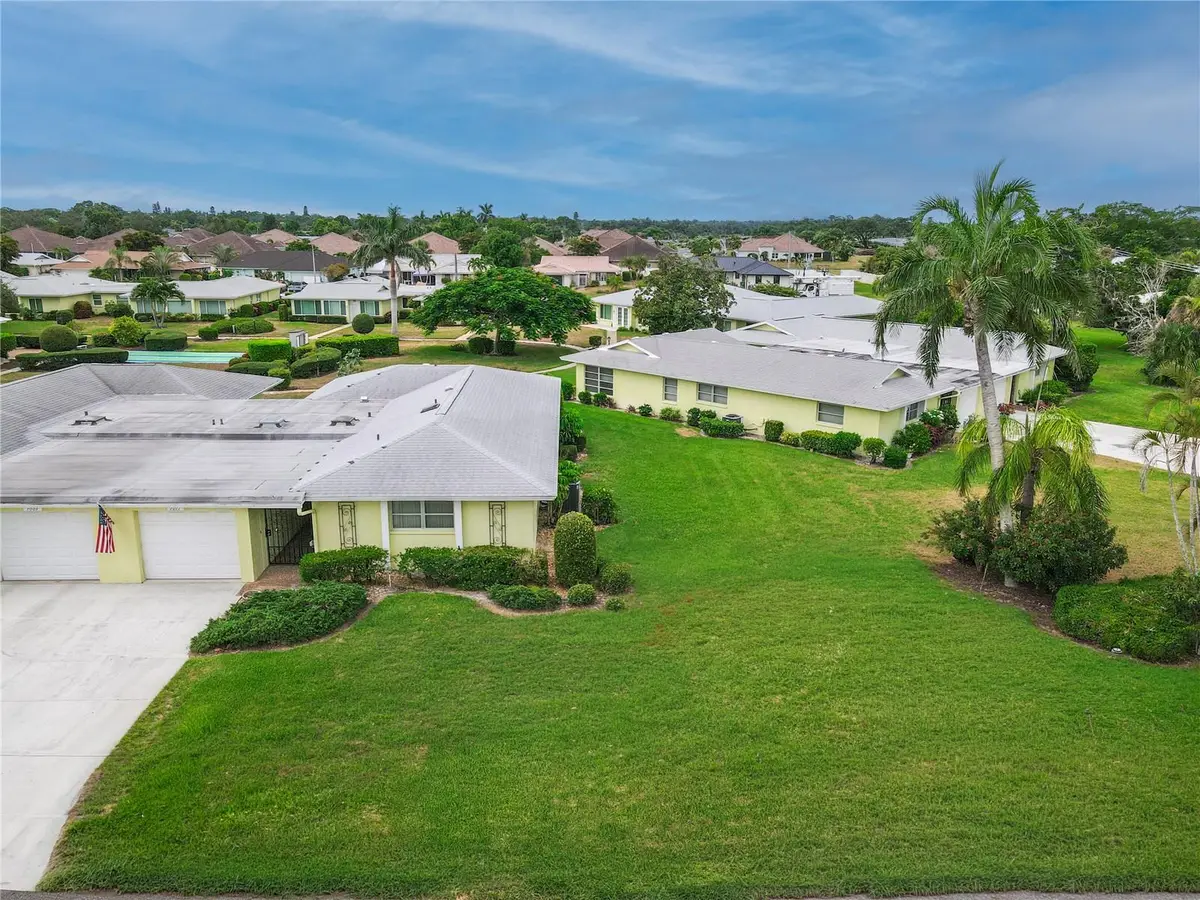 7011 10th Avenue W #2, Bradenton, FL 34209 - #1
