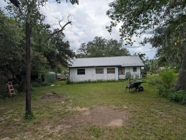 20877 SE 143rd Place, UMATILLA, FL 32784