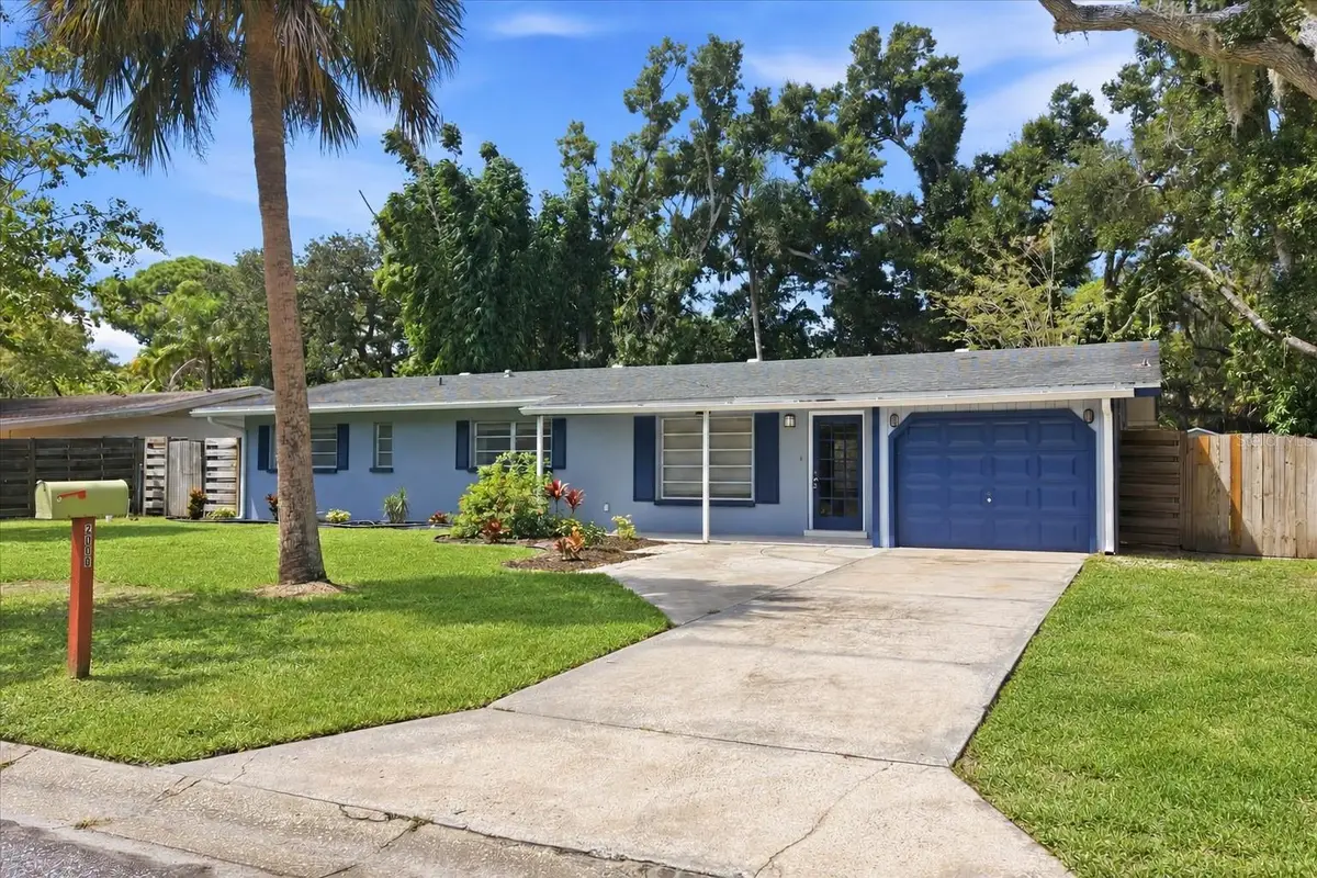 2000 Craft Lane, Sarasota, FL 34239 - #1