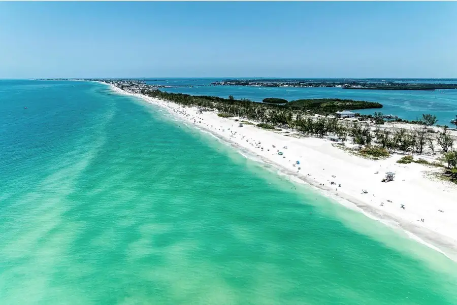 580 Linley Street, Longboat Key, FL 34228 - #2