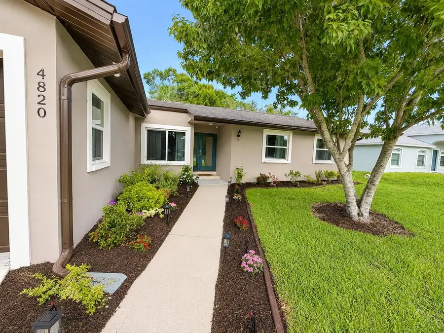 4820 Sunday Court, Sarasota, FL 34235 - #2