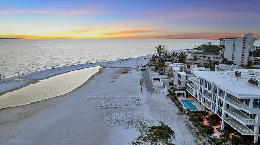 70 Avenida Veneccia #201, Sarasota, FL 34242 - #3