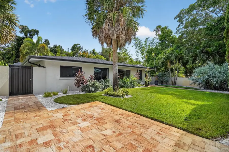 418 Sapphire Drive, Sarasota, FL 34234 - #2