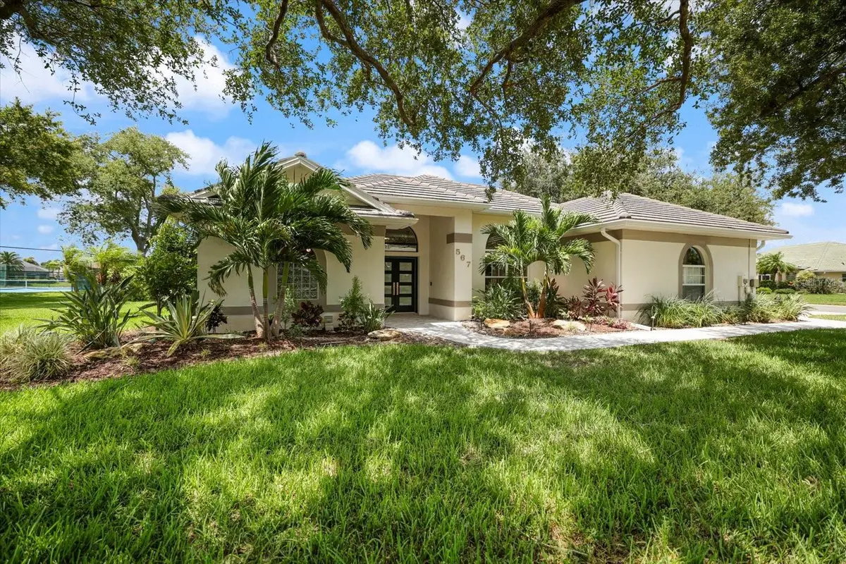 567 Lake Of The Woods Drive, Venice, FL 34293 - #1