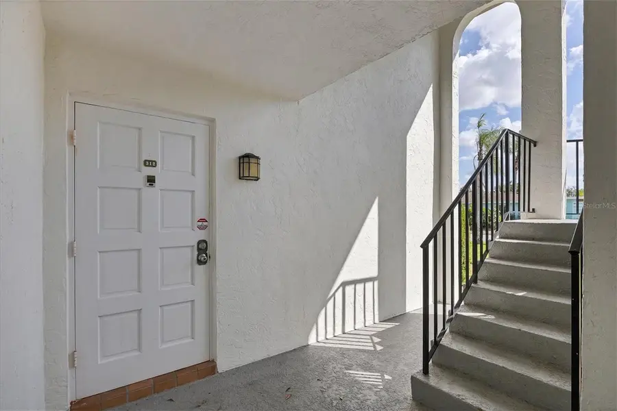 5800 Hollywood Boulevard #312, Sarasota, FL 34231 - #3