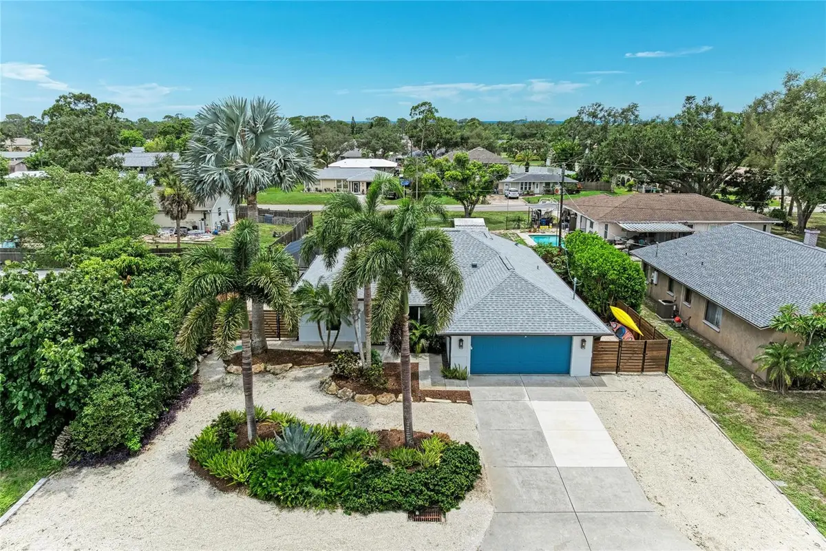 655 Missouri Road, Venice, FL 34293 - #1