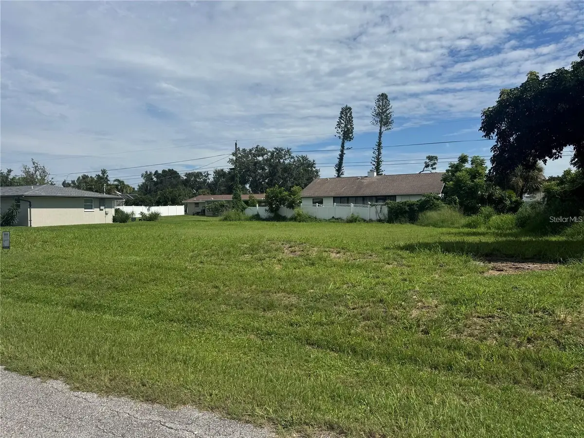 Roslyn Road, Venice, FL 34293 - #1