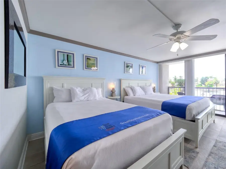 7150 N Tamiami Trail #N409, Sarasota, FL 34243 - #3