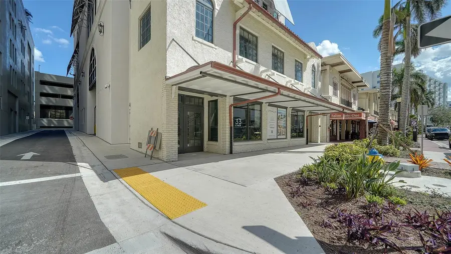 33 S Palm Avenue #904, Sarasota, FL 34236 - #2
