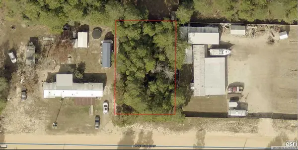 E Fernwood Court, DEFUNIAK SPRINGS, FL 32433