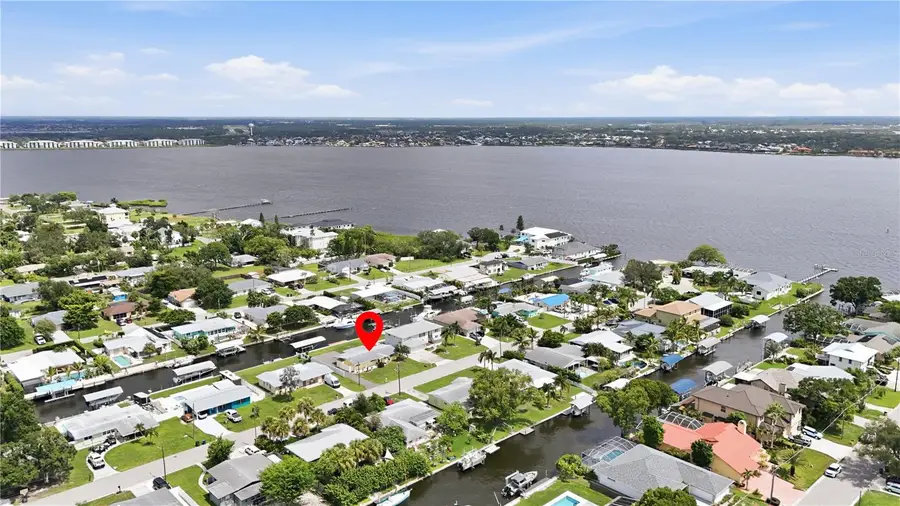 712 Poinsettia Avenue, Ellenton, FL 34222 - #2