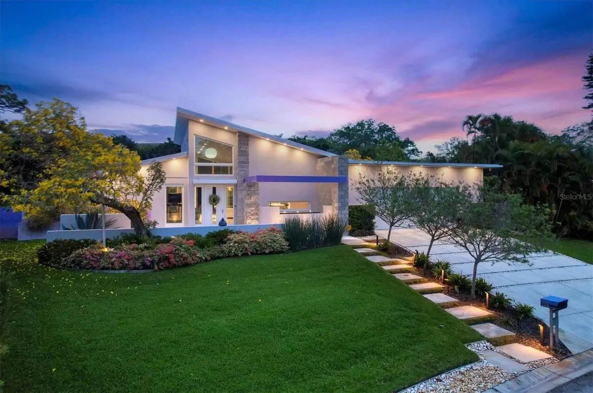1556 Eastbrook Drive, Sarasota, FL 34231 - #1