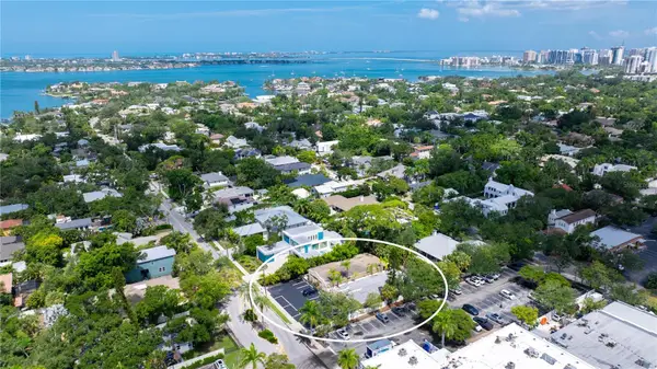 1749 Hillview Street #1, SARASOTA, FL 34239