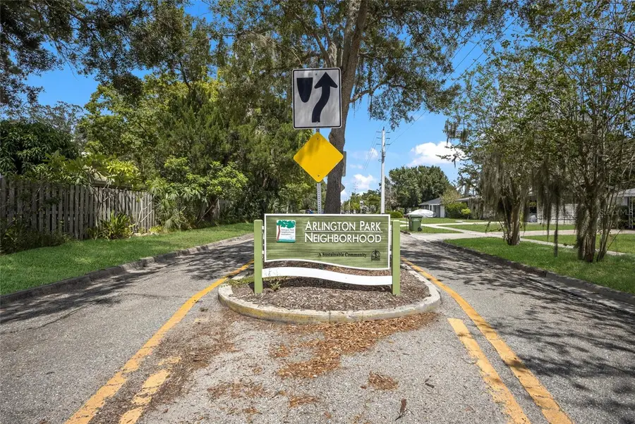 2070 Hyde Park Street, Sarasota, FL 34239 - #3