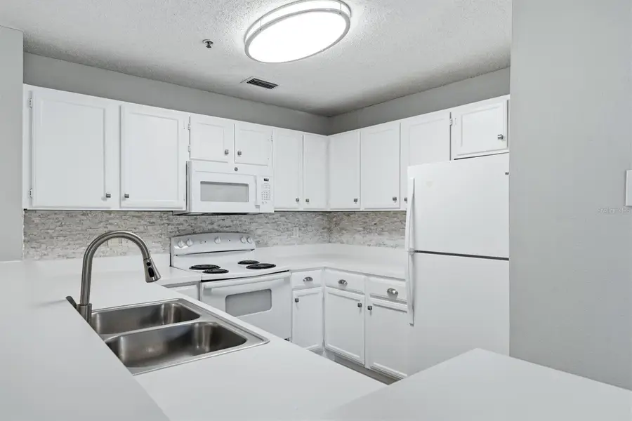 4057 Crockers Lake Boulevard #16, Sarasota, FL 34238 - #3