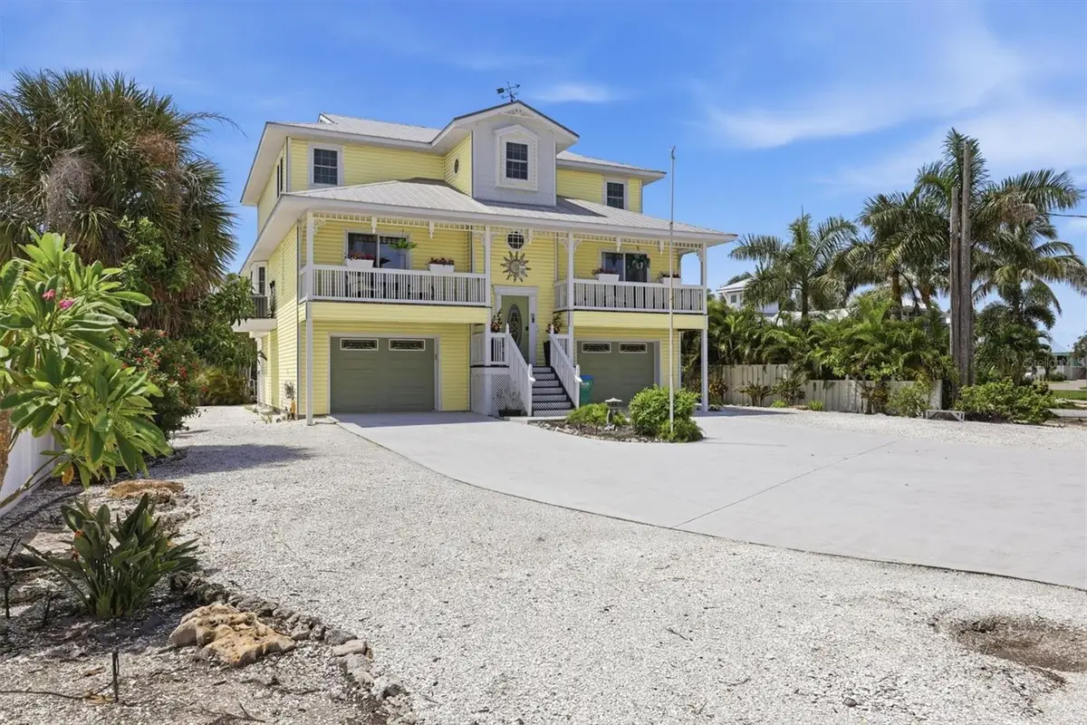 505 59th Street, Bradenton Beach, FL 34217 - #1