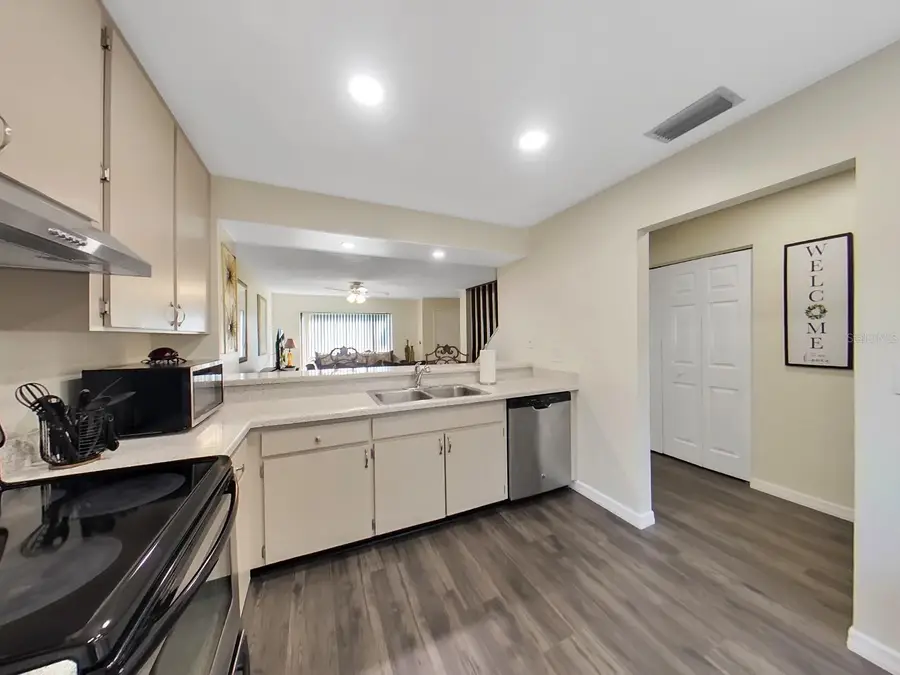 7805 Amberlea Court, Temple Terrace, FL 33637 - #3