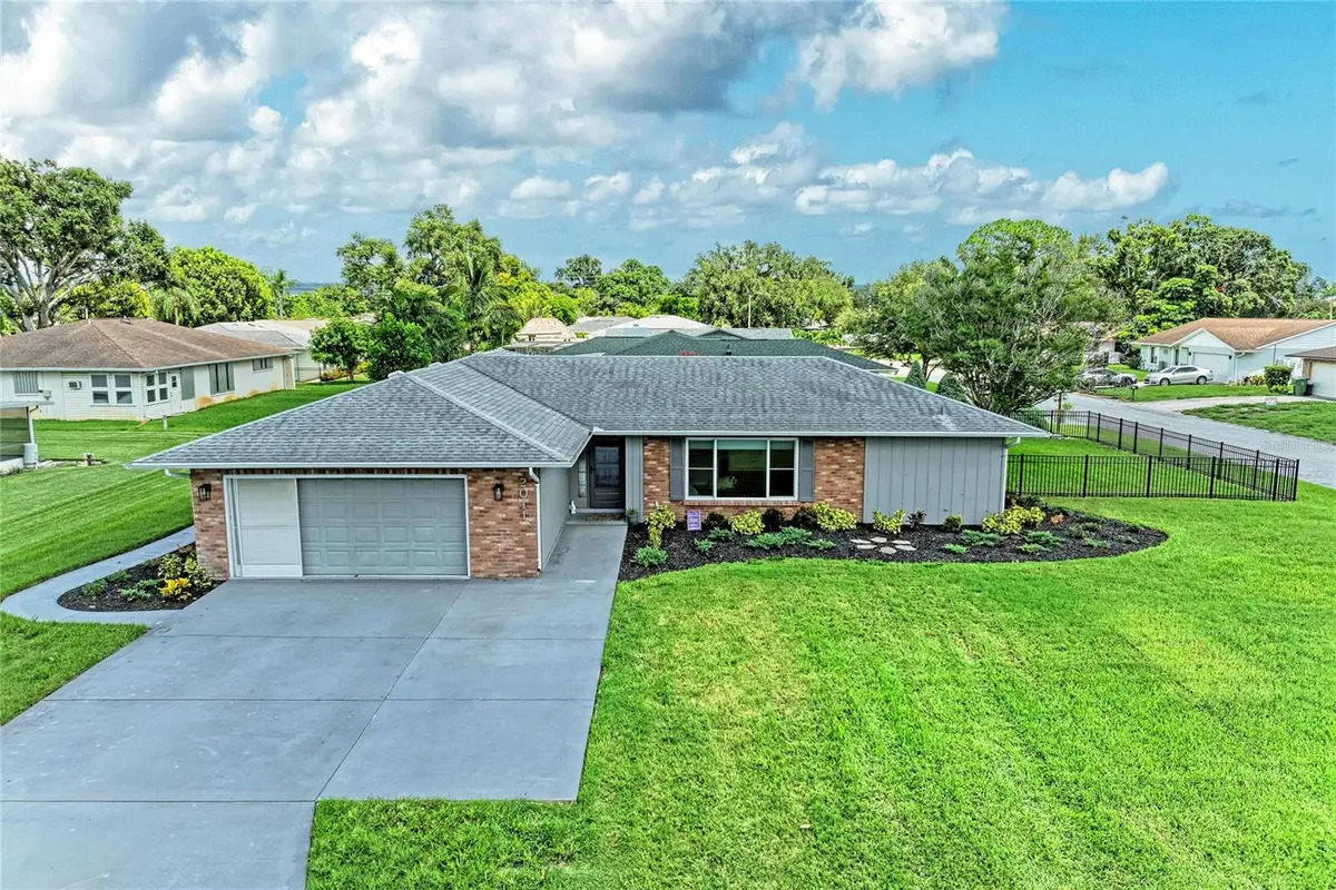 2011 37th Street W, Bradenton, FL 34205 - #1