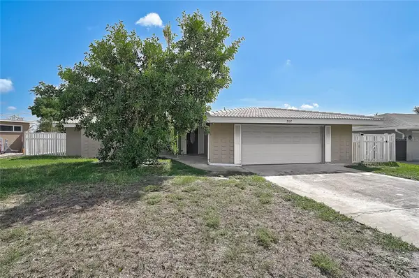 707 Park Lane, BRADENTON, FL 34209