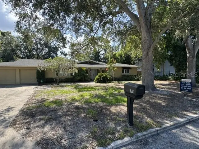 1041 Citrus Avenue, Sarasota, FL 34236 - #2