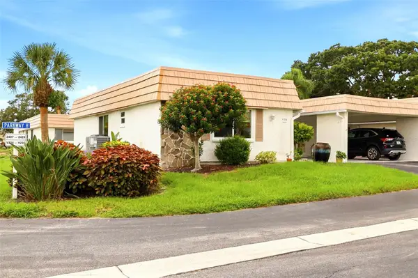 2407 Riverbluff Parkway #V-226, SARASOTA, FL 34231