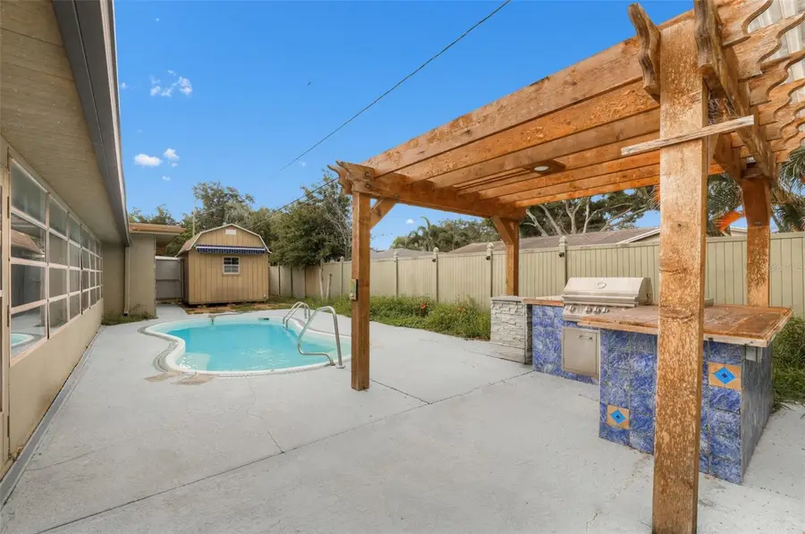 6450 31st Terrace N, Saint Petersburg, FL 33710 - #3