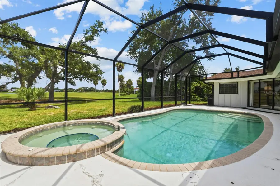3659 Torrey Pines Boulevard, Sarasota, FL 34238 - #3