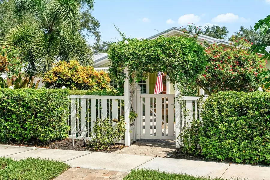 1907 Magnolia Street, Sarasota, FL 34239 - #2