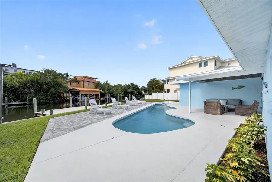 507 59th Street, Bradenton Beach, FL 34217 - #3