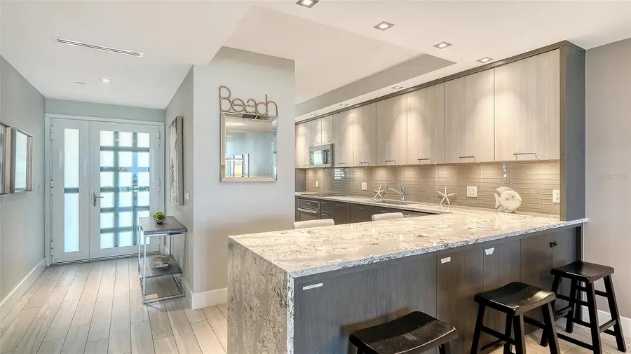 1055 Gulf Of Mexico Drive #105, Longboat Key, FL 34228 - #3