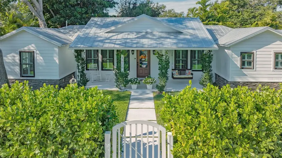 3606 Palonia Court, Sarasota, FL 34239 - #2