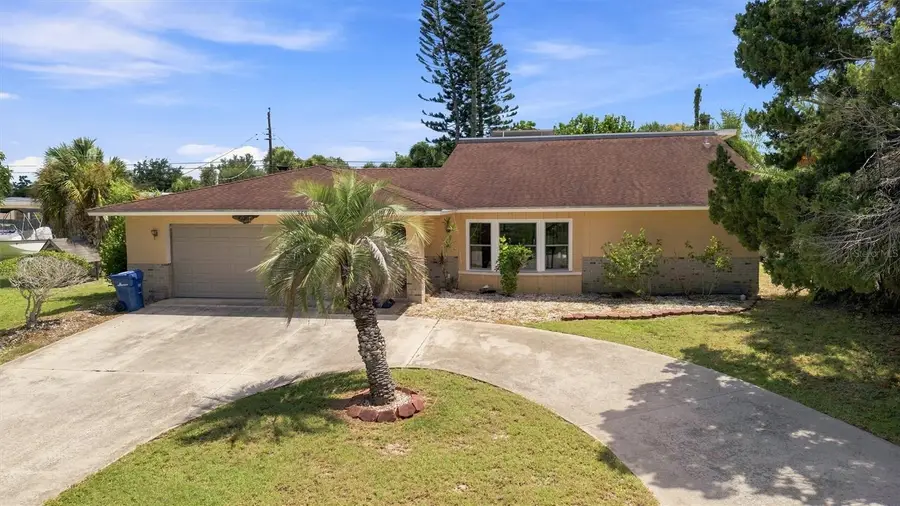 352 Lake Road, Venice, FL 34293 - #2