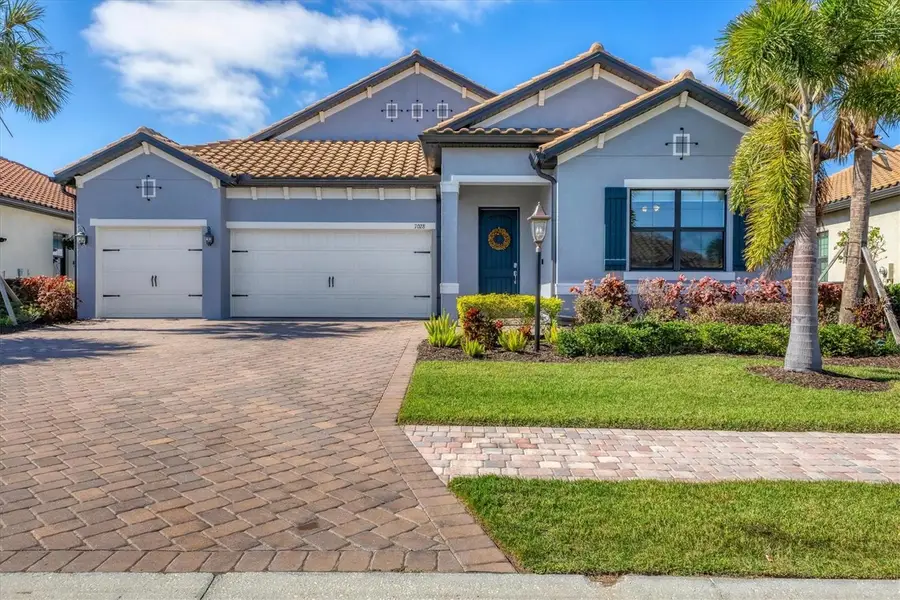 7028 Highgate Lane, Bradenton, FL 34202 - #2